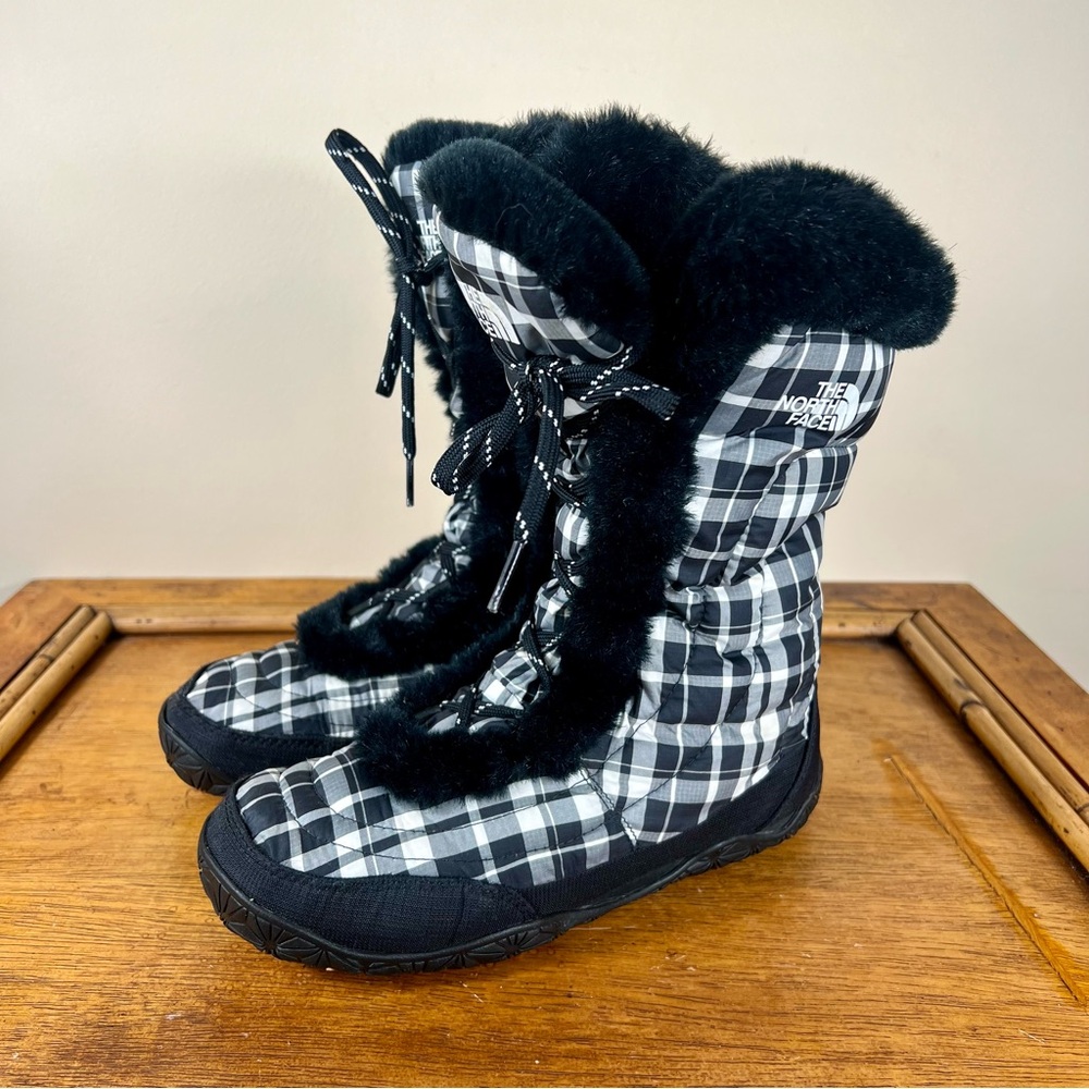The North Face Black and White Plaid Winter Boots - Picture 5 of 14